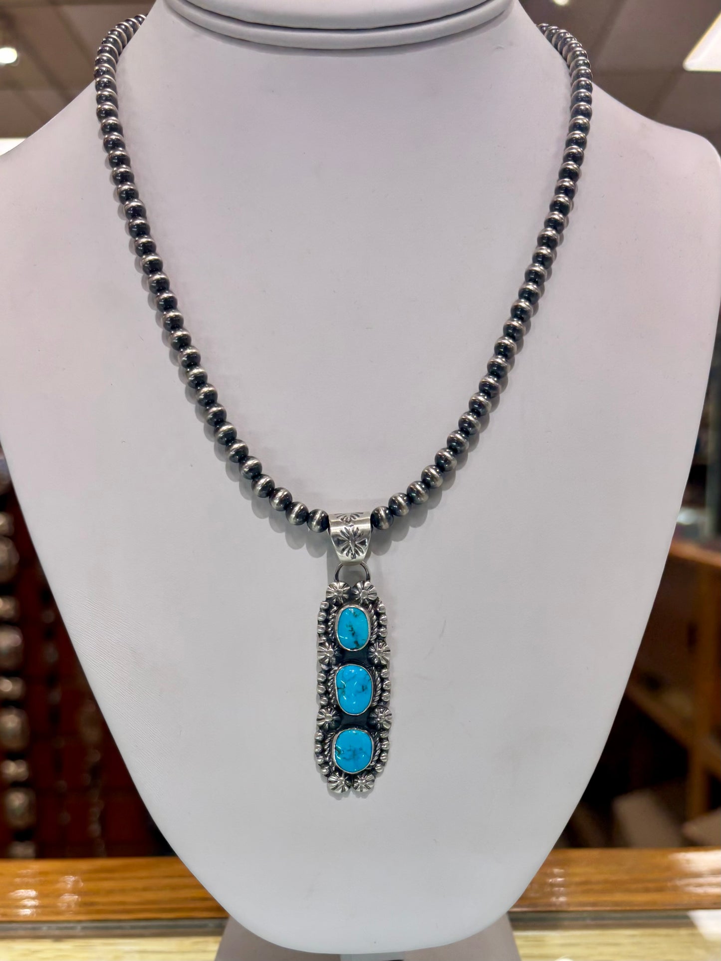 The “Arizona" Kingman Turquoise and Sterling Silver Necklace