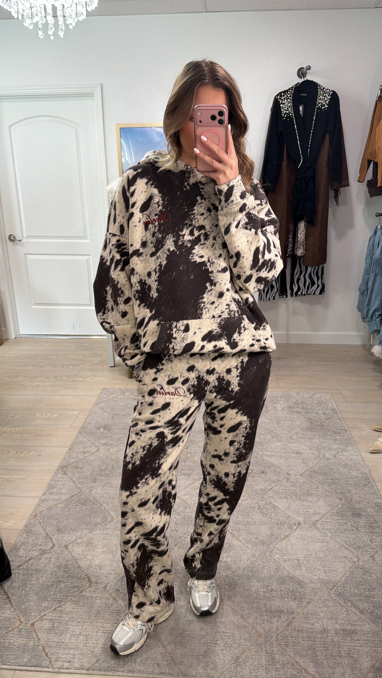 Signature Straight Leg Sweatpant in Appalousa