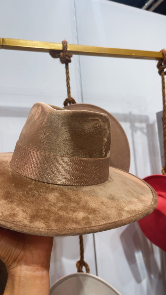 NEW!! The Luna Banded Suede Hat in Mocha