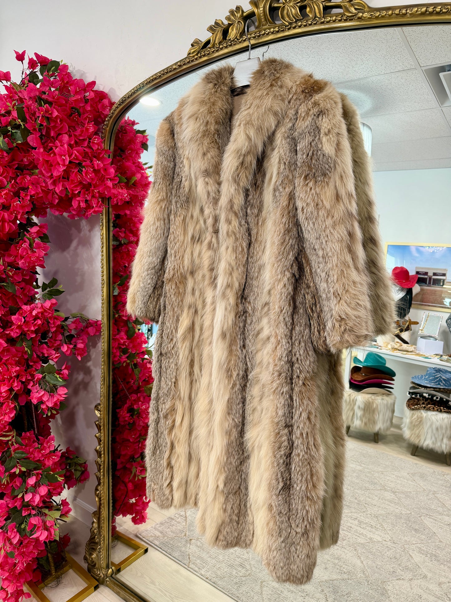 #56 Vintage Lynx Fur Coat Size S/M