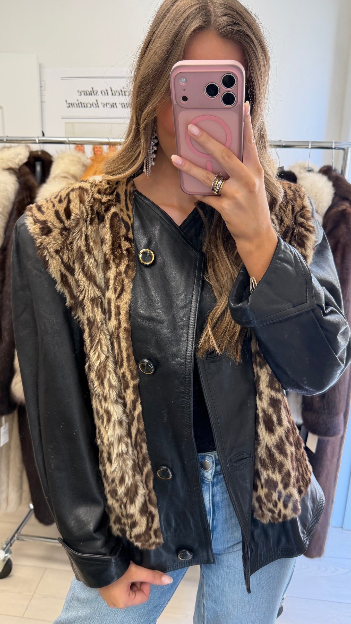 #32 Vintage Leather Jacket w/ Spotted Rabbit Fur Details Size M/L