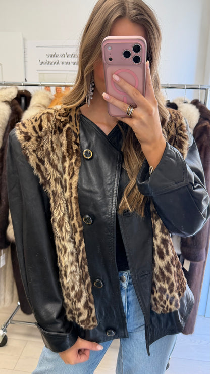 #32 Vintage Leather Jacket w/ Spotted Rabbit Fur Details Size M/L