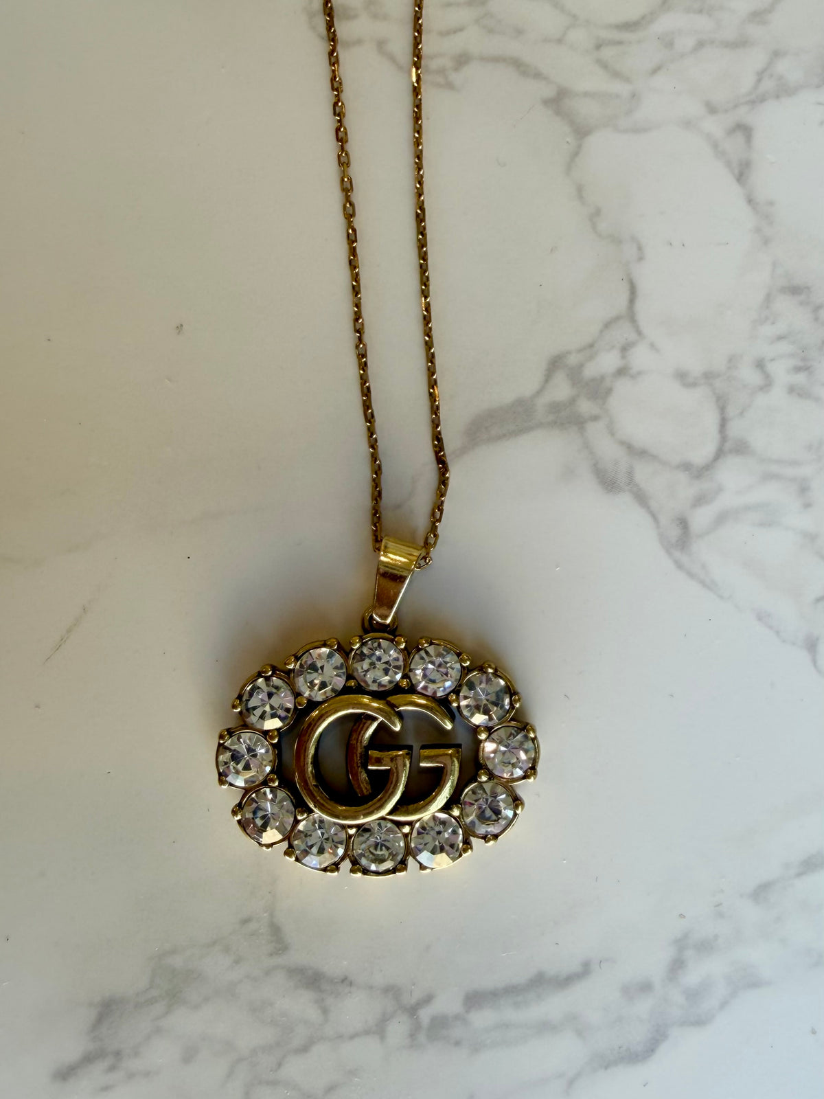 AS SEEN ON CASSIDY! Authentic Vintage Crystal G Pendant Necklace in Gold or Silver in Medium