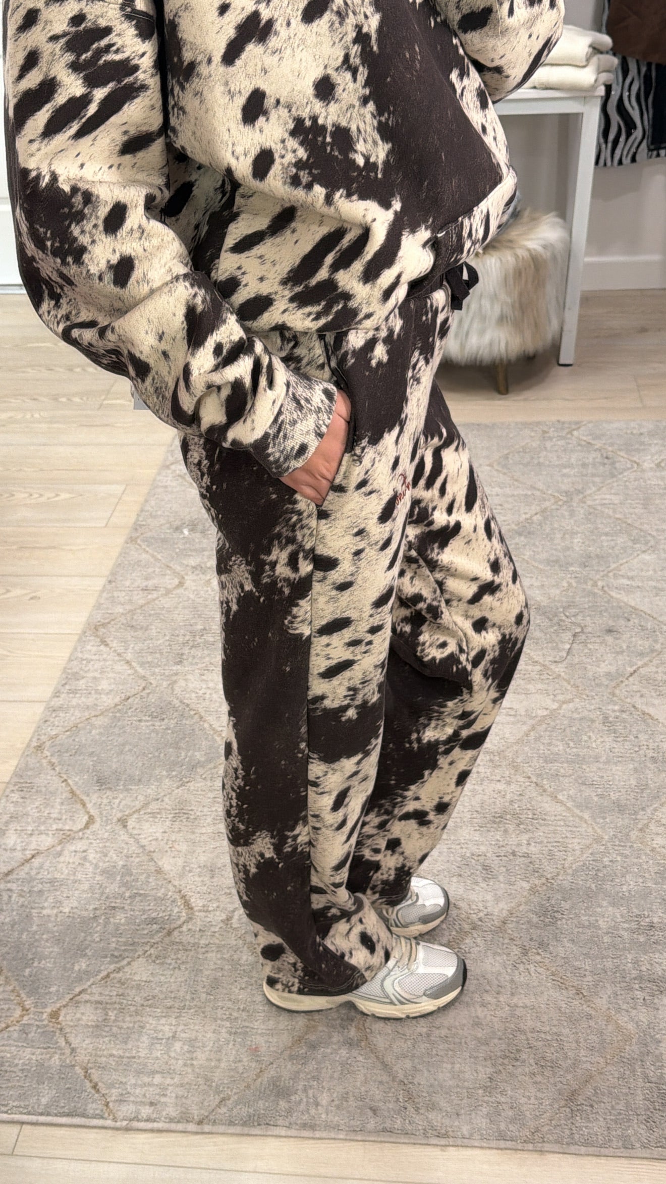 Signature Straight Leg Sweatpant in Appalousa