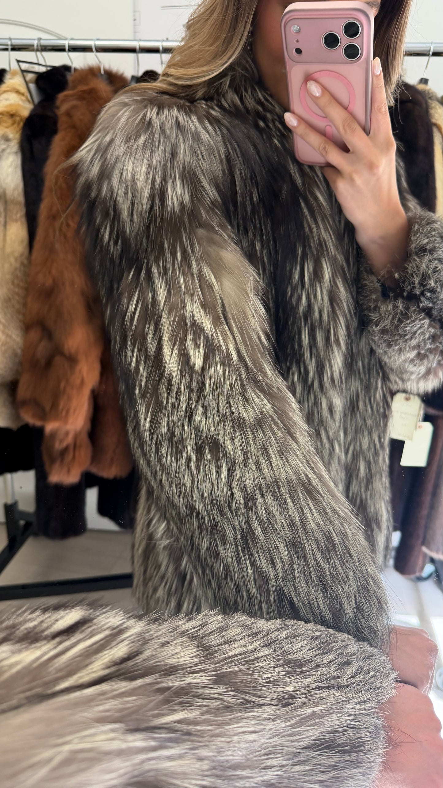 #38 Vintage Silver Saga Fox Jacket Size Small