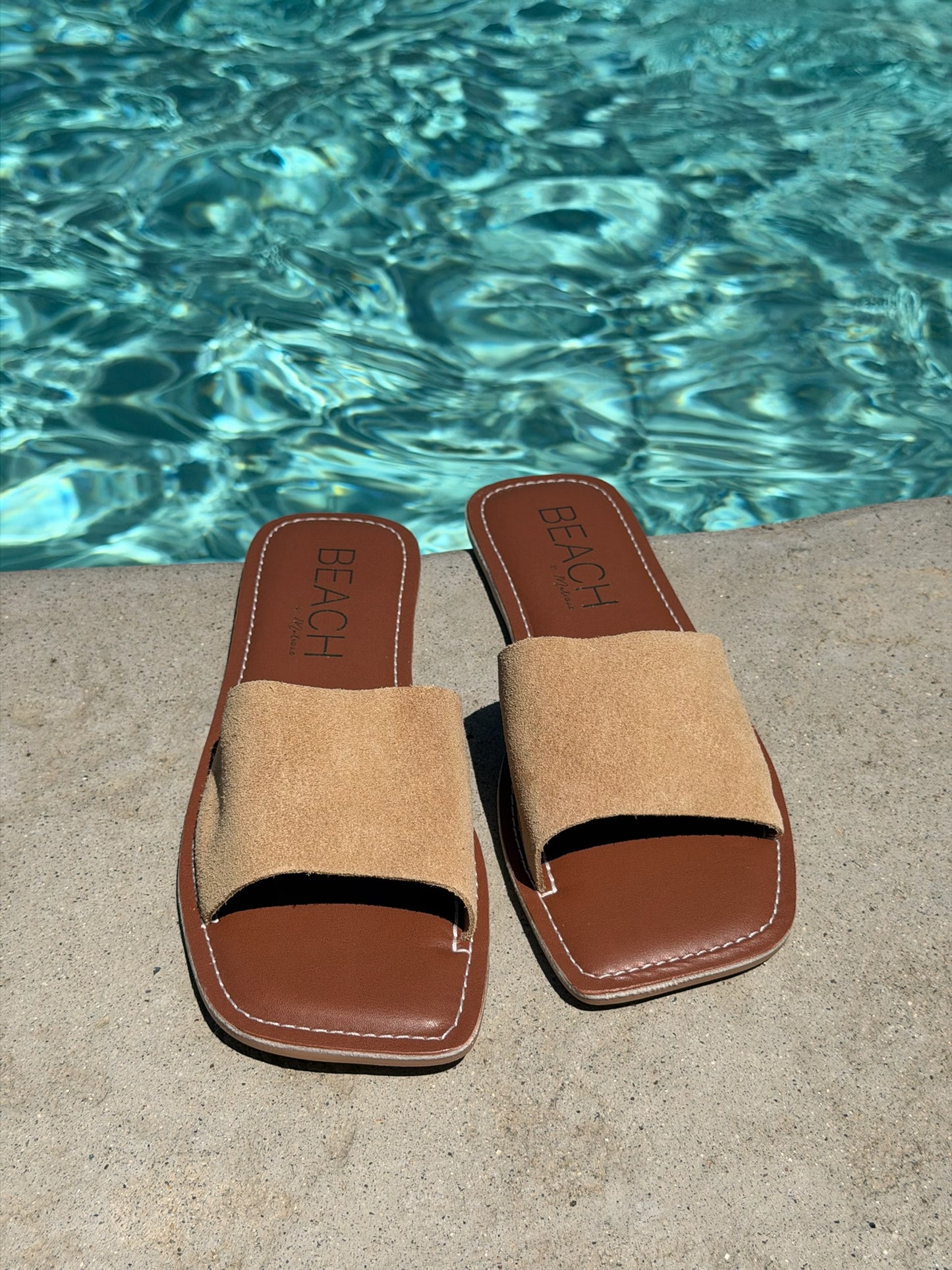 Bali Slide Sandal in Cream