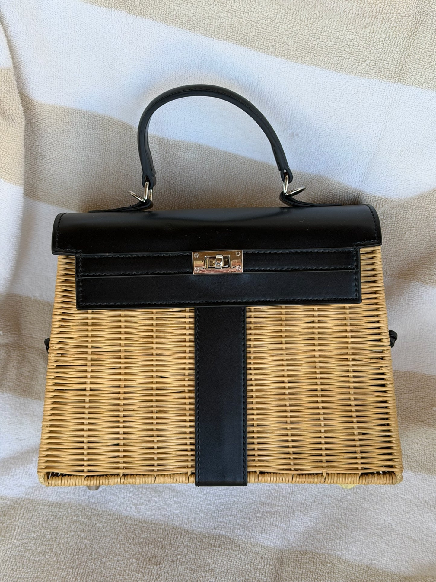 FINAL SALE!! "Ibiza" Top Handle Bag in 2 Colors!