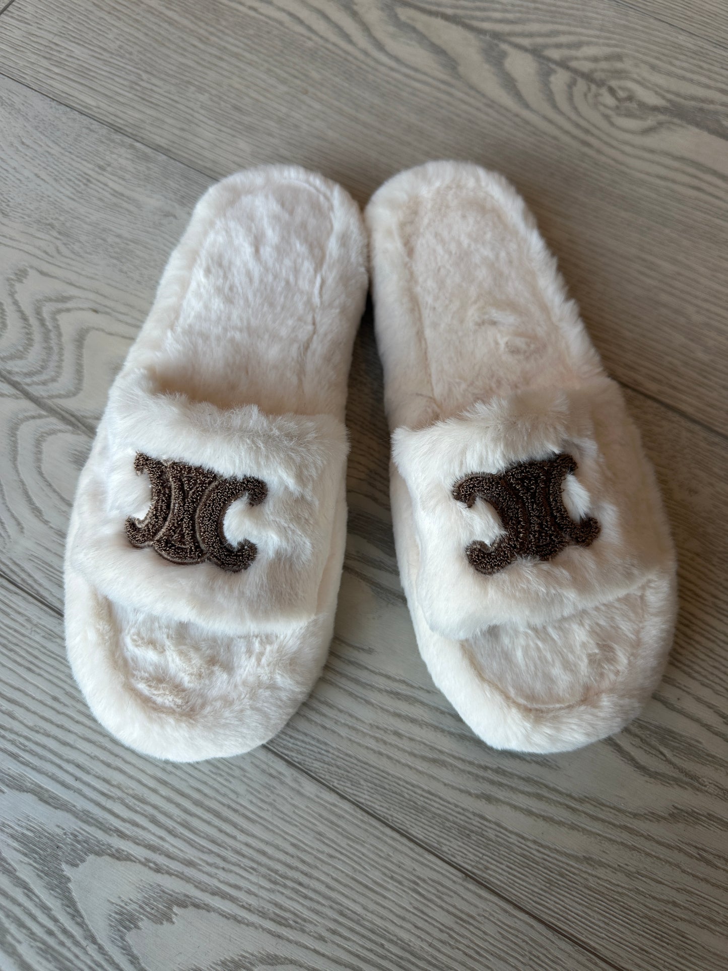 FINAL SALE!! Stella Platform Slides in Cream