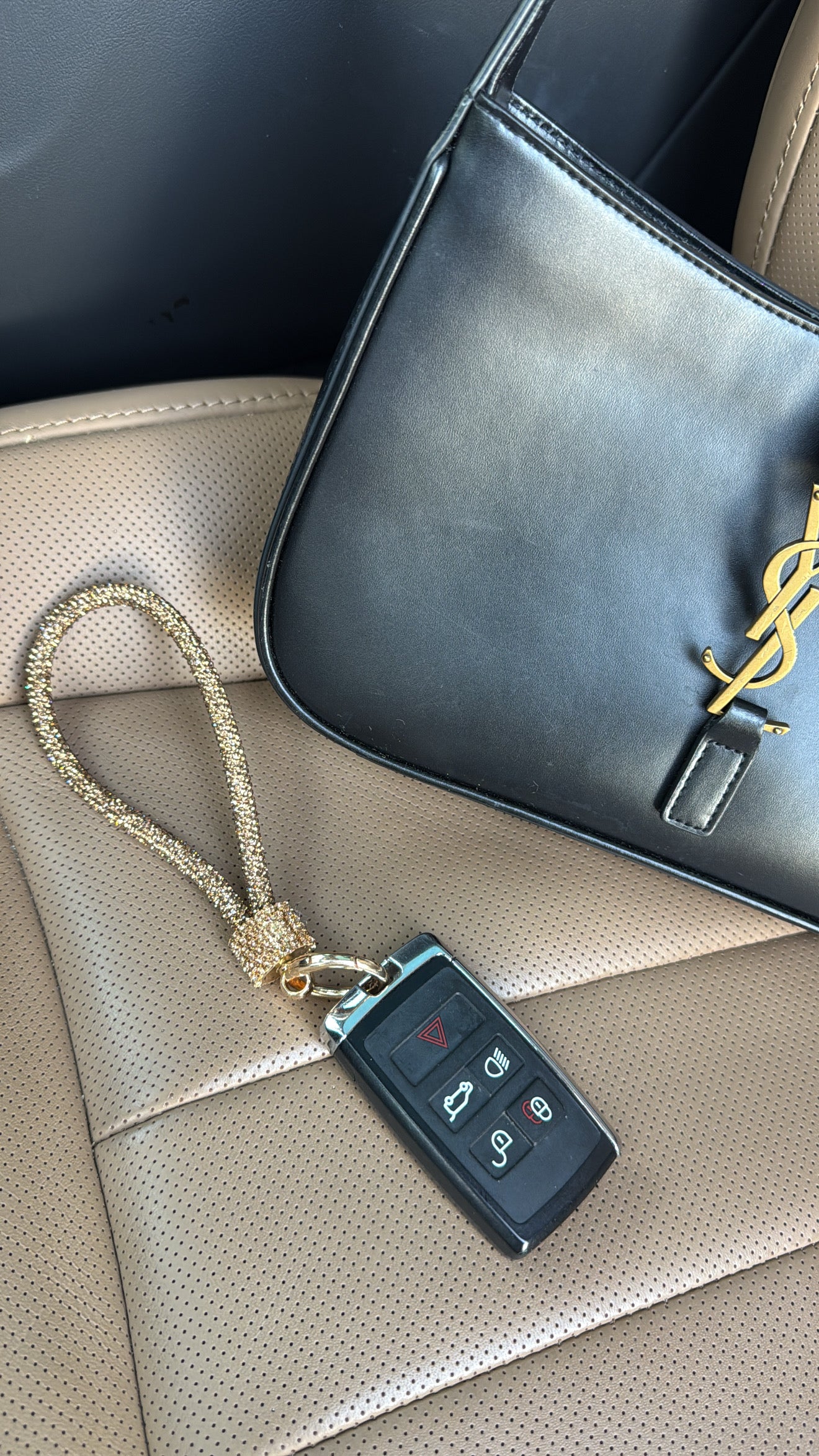 DOORBUSTER!! Rhinestone Keychain in Gold