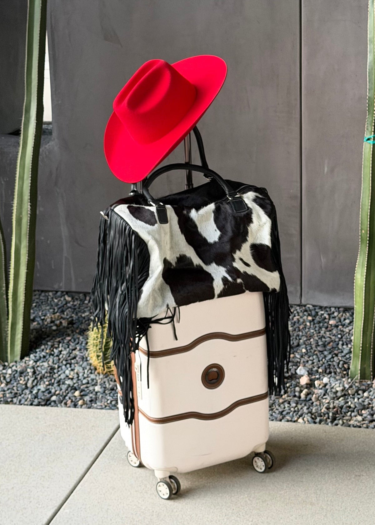 Cowhide Fringe Weekender Bag - Black