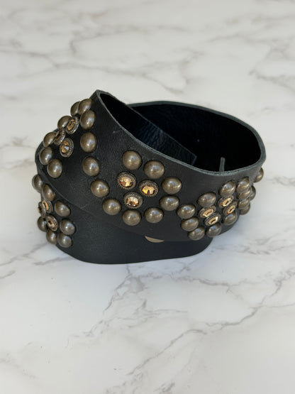 Black Shoulder Strap