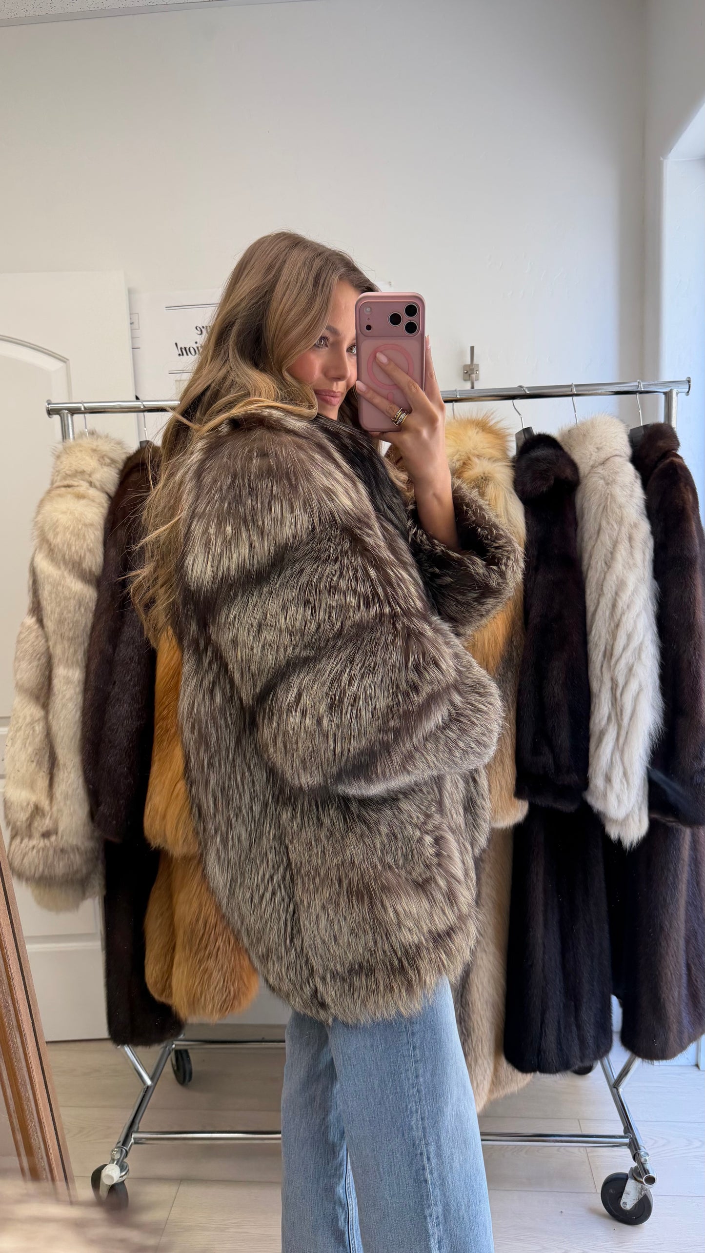#28 Vintage Silver Saga Fox Jacket Size M/L