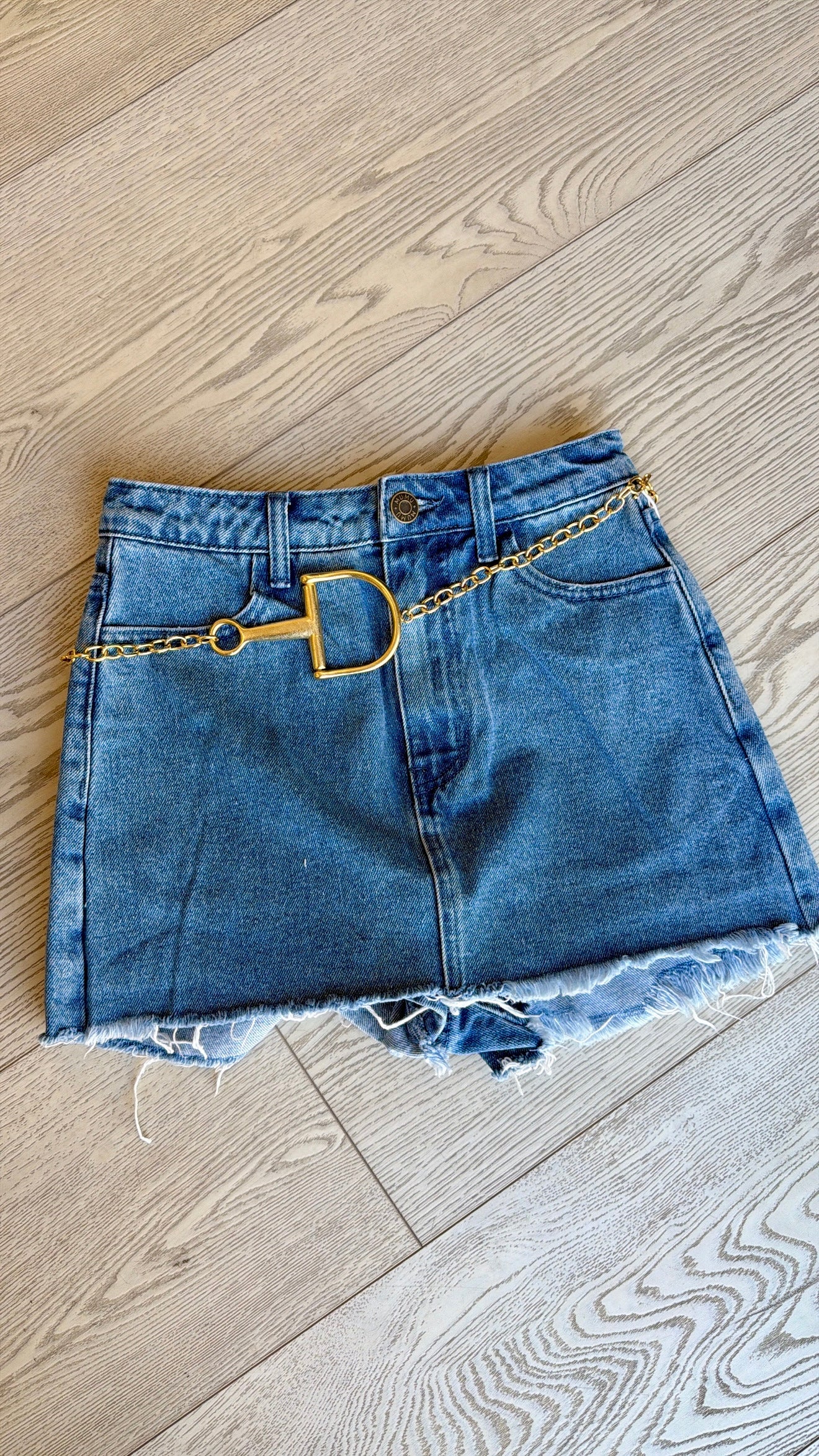 Horsebit Chain Belt
