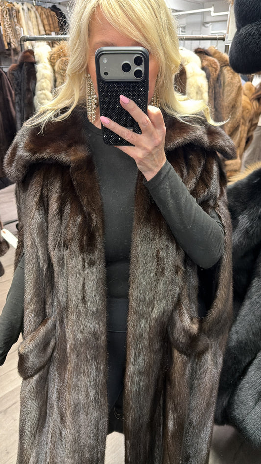 #GB17 Vintage Mahogany Mink Fur Cape