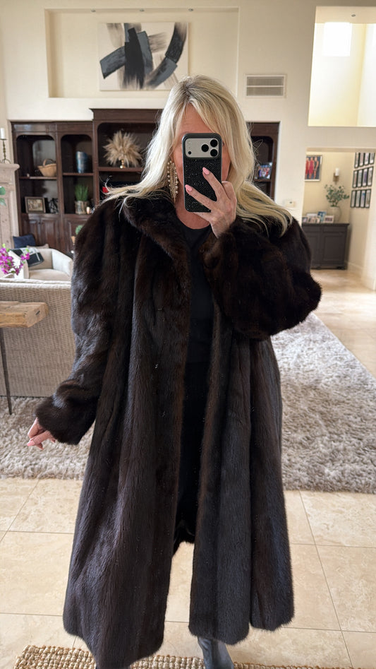 #GB55 Vintage Mahogany Mink Fur Coat