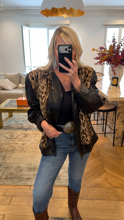 Vintage Leather Jacket w/ Rabbit Fur Details Size M/L