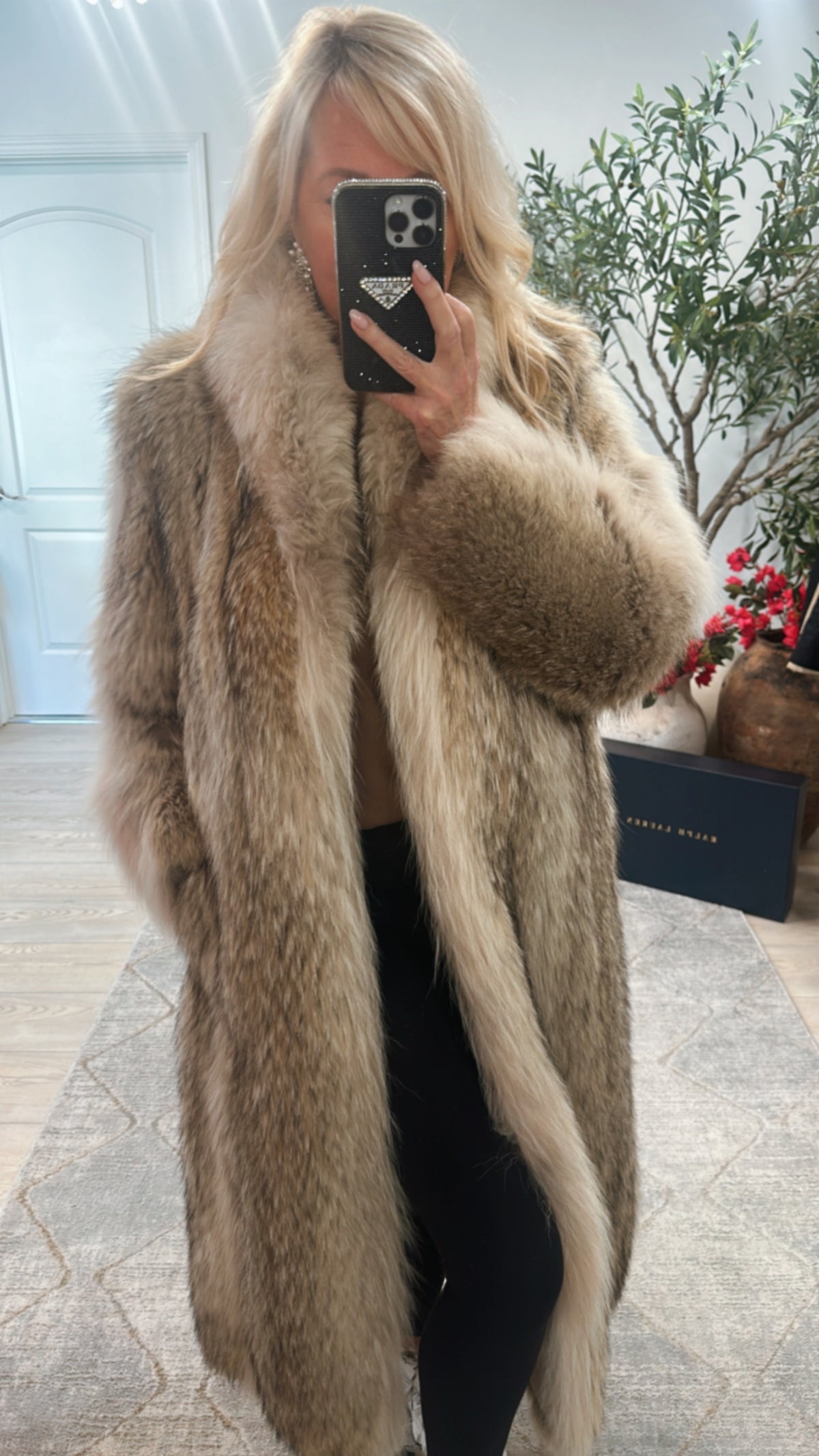 #7 Vintage Coyote Fur Coat M