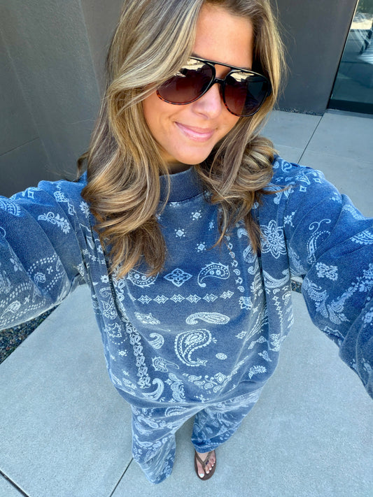 “As seen on Katie Langley”! Bandana Print Lounge Set