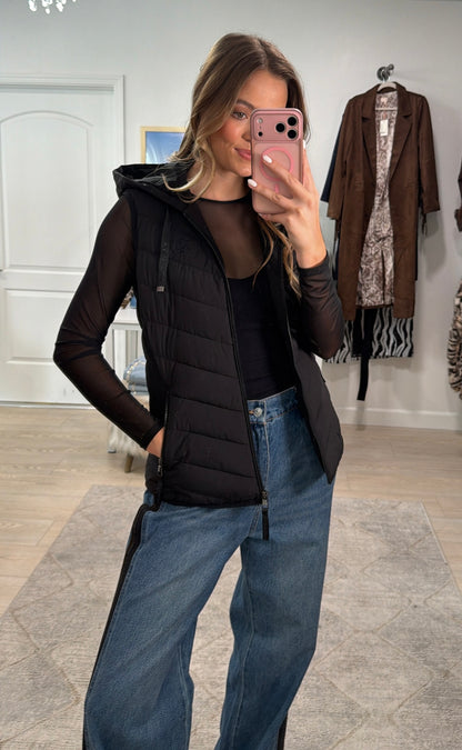 NEW!! Vintage Lauren Ralph Lauren Quilted Hooded Vest in Black