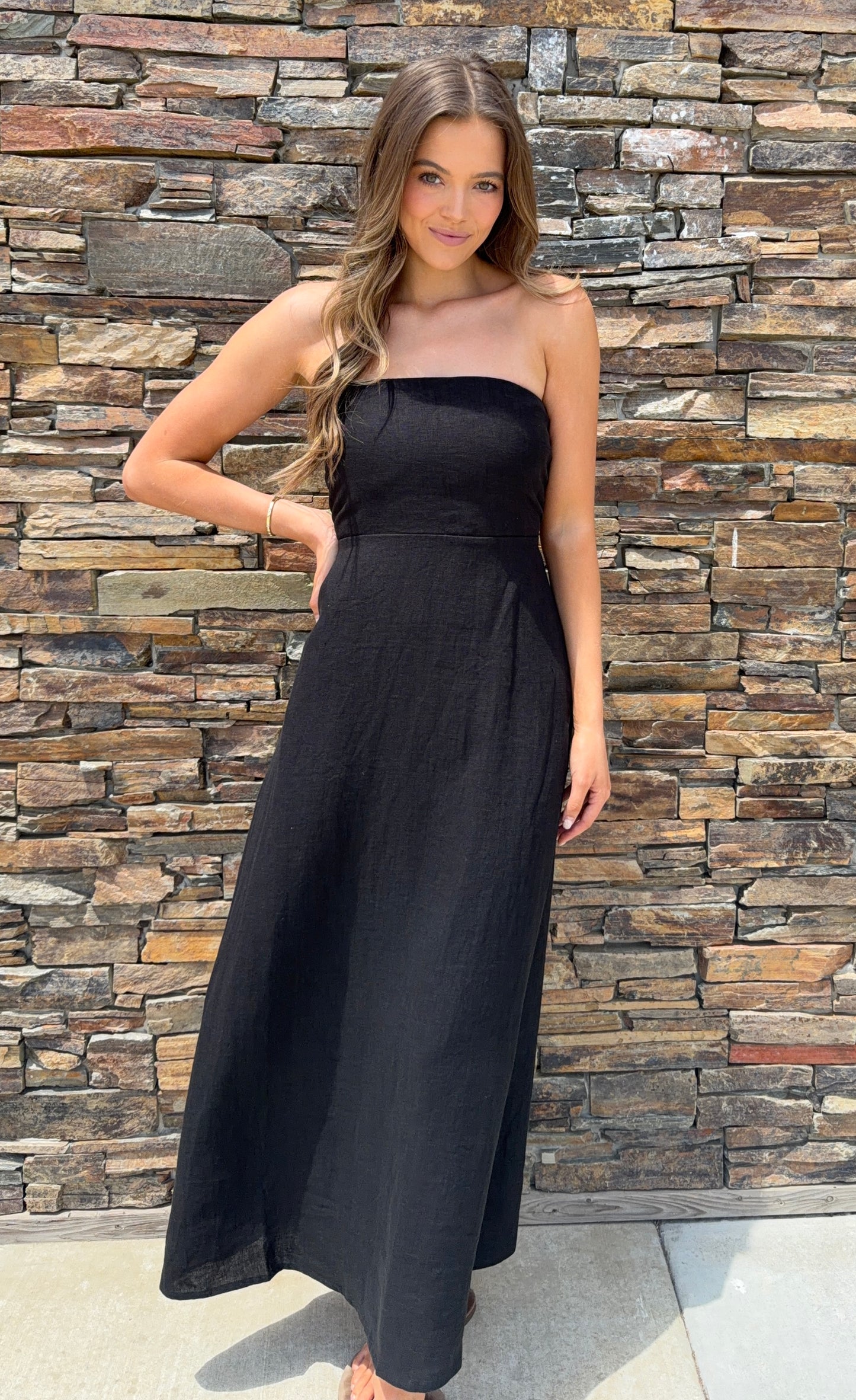 Olivia Black Linen Maxi Dress