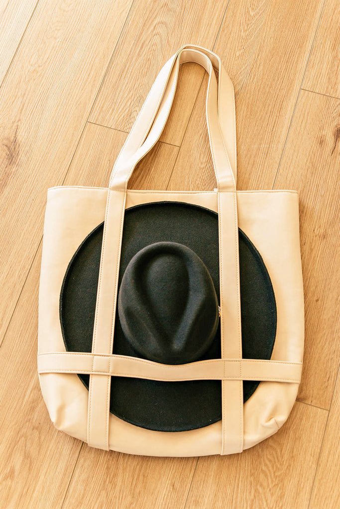NEW!! Hat Carrying Travel Bag in Ivory