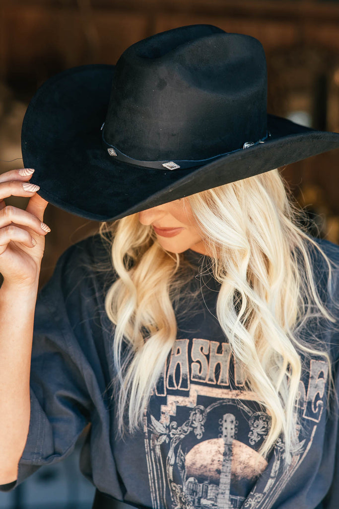NEW!! The Dolly Faux Suede Cowboy Hat in Black – Glitzy Bella