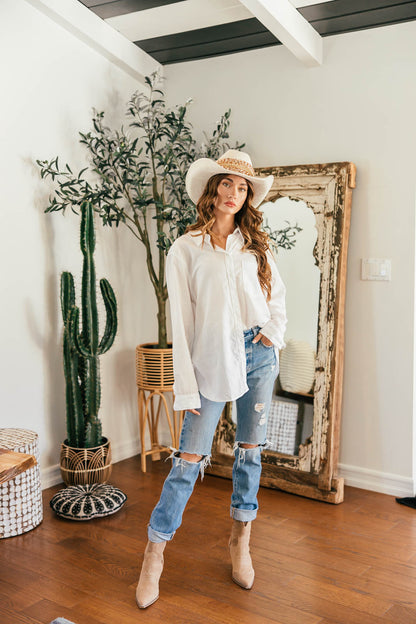 NEW!! The “Beth Dutton” Chain Banded Suede Hat in Ivory