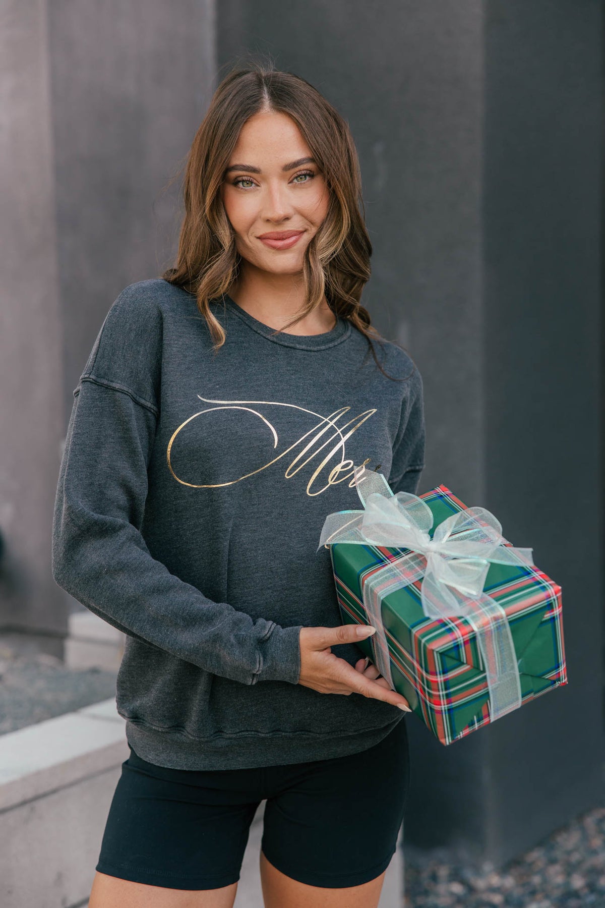 "Merry" Sweatshirt in Mineral Black