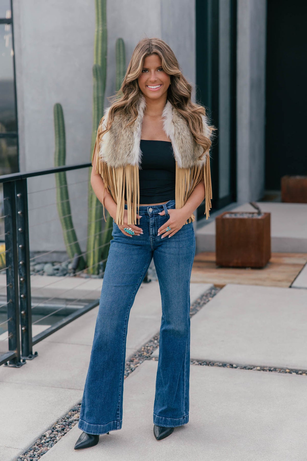 Vintage Coyote Fur & Leather Fringe Collar - Medium Size