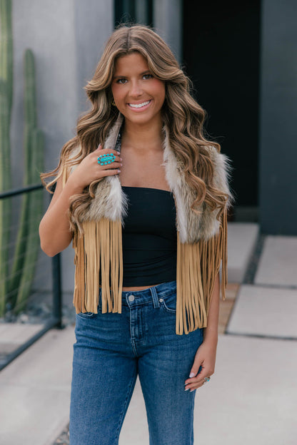 Vintage Coyote Fur & Leather Fringe Collar - Medium Size