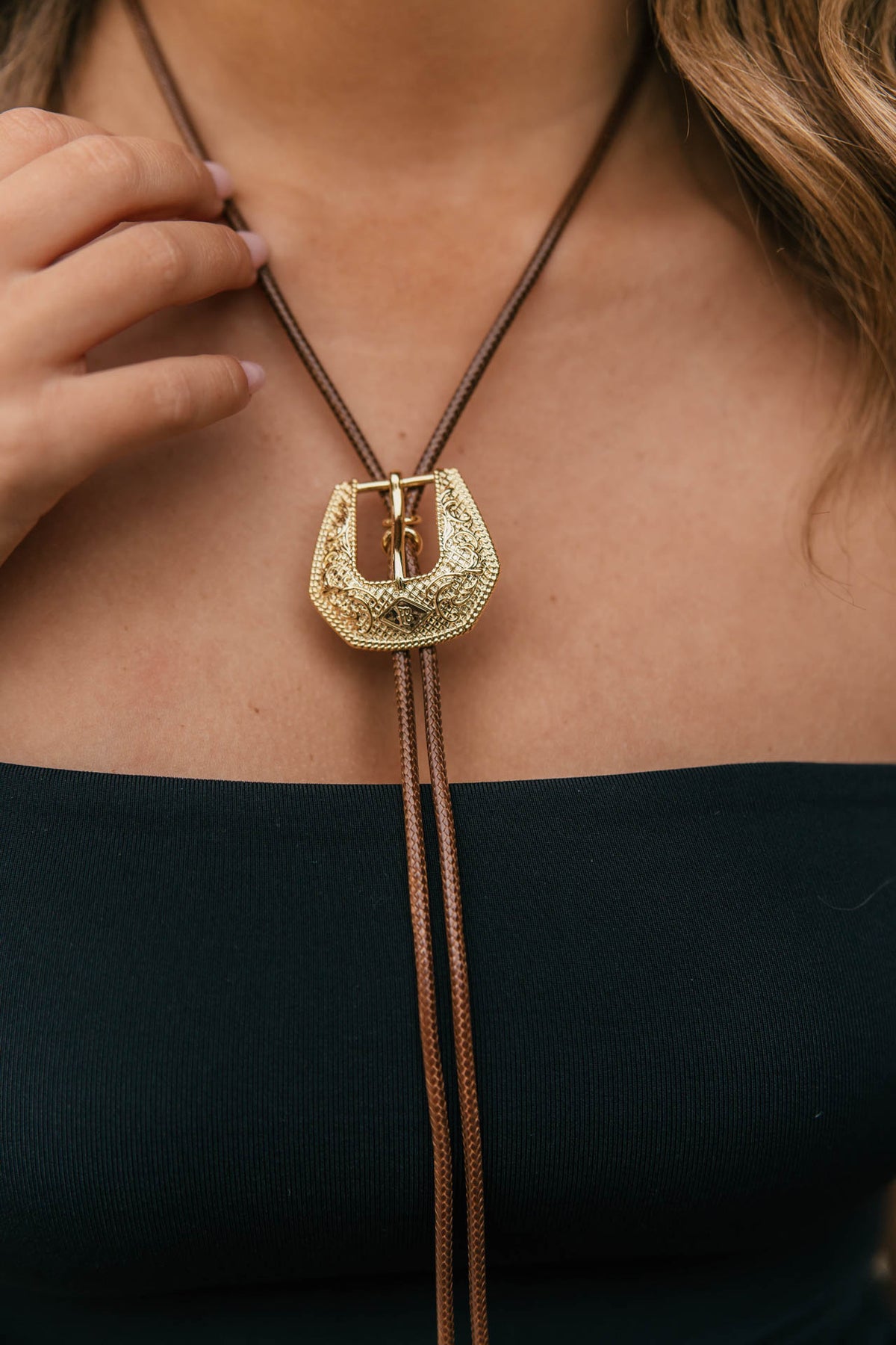 Hillbetty Bolo Tie in Brown/Gold