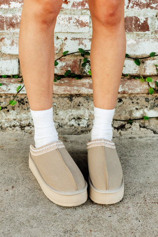 FINAL SALE!! Tazmin Platform Slipper in Sand