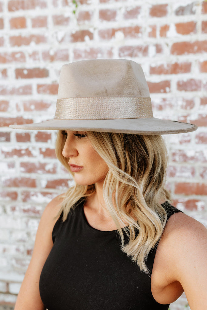 NEW!! The Luna Banded Suede Hat in Mocha