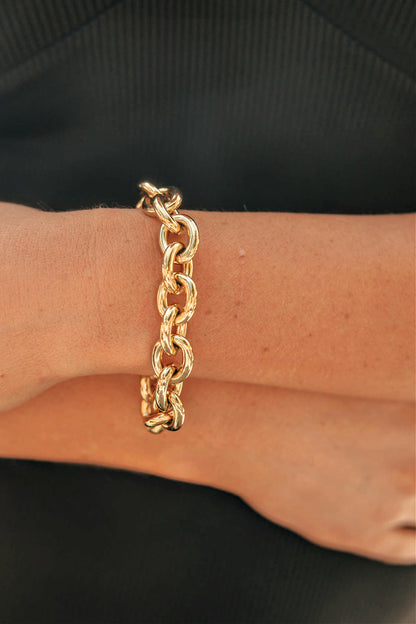 NEW!! Abriana Chain Bracelet