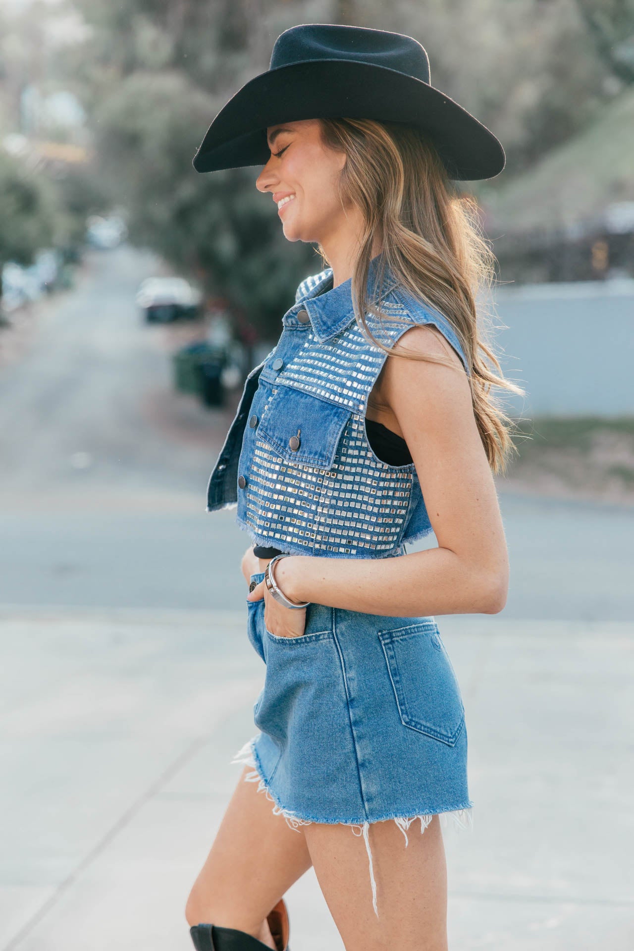 Best Seller!! Cropped Rhinestone Denim Vest Large Best Seller!! Cropped Rhinestone Denim Vest Large