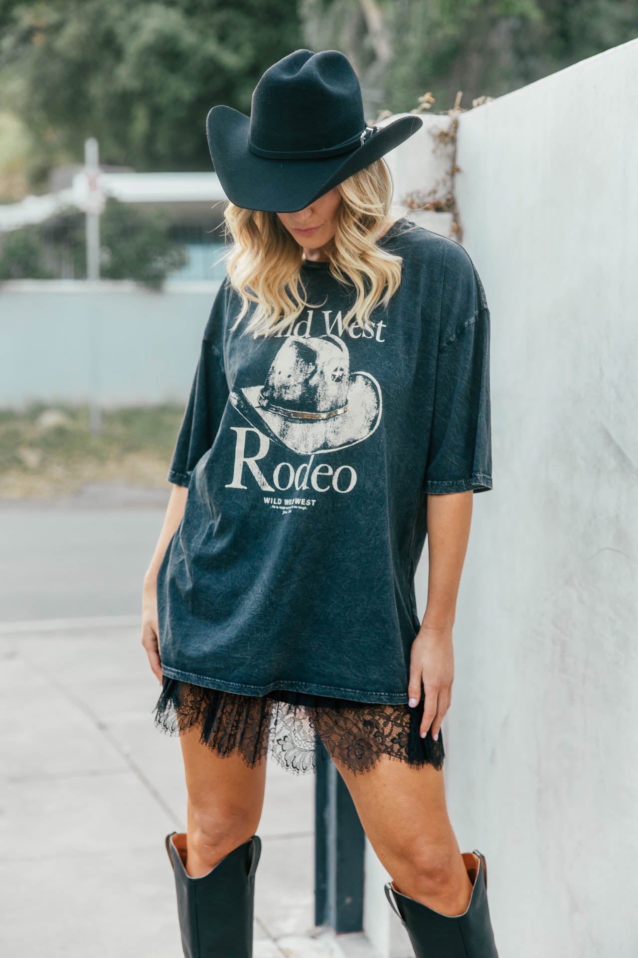 NEW!! "Ella" Lace Mini Skirt in 2 Colors!