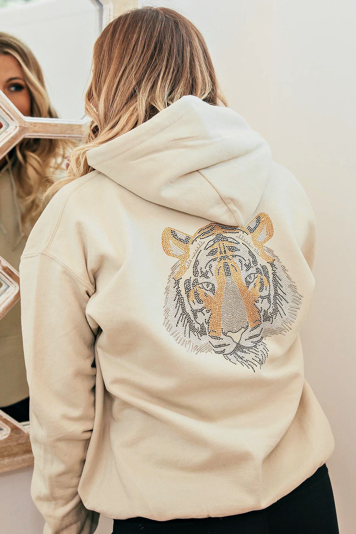 Crystal Drawstring Sweatshirt w Tiger