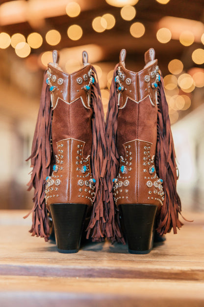 NEW!! Anorak Boot in Brown by Azalea Wang