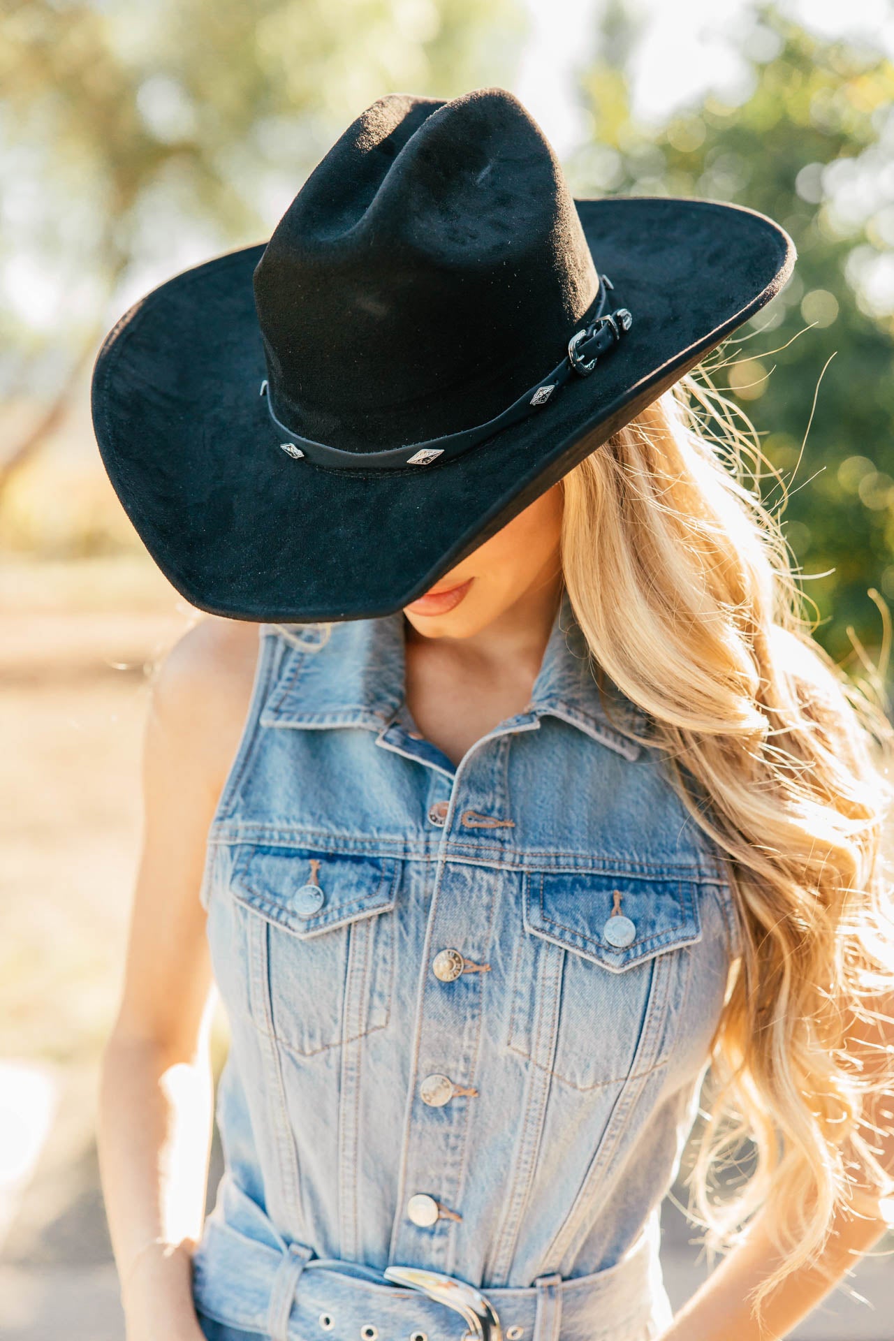 NEW!! The "Dolly" Faux Suede Cowboy Hat in Black