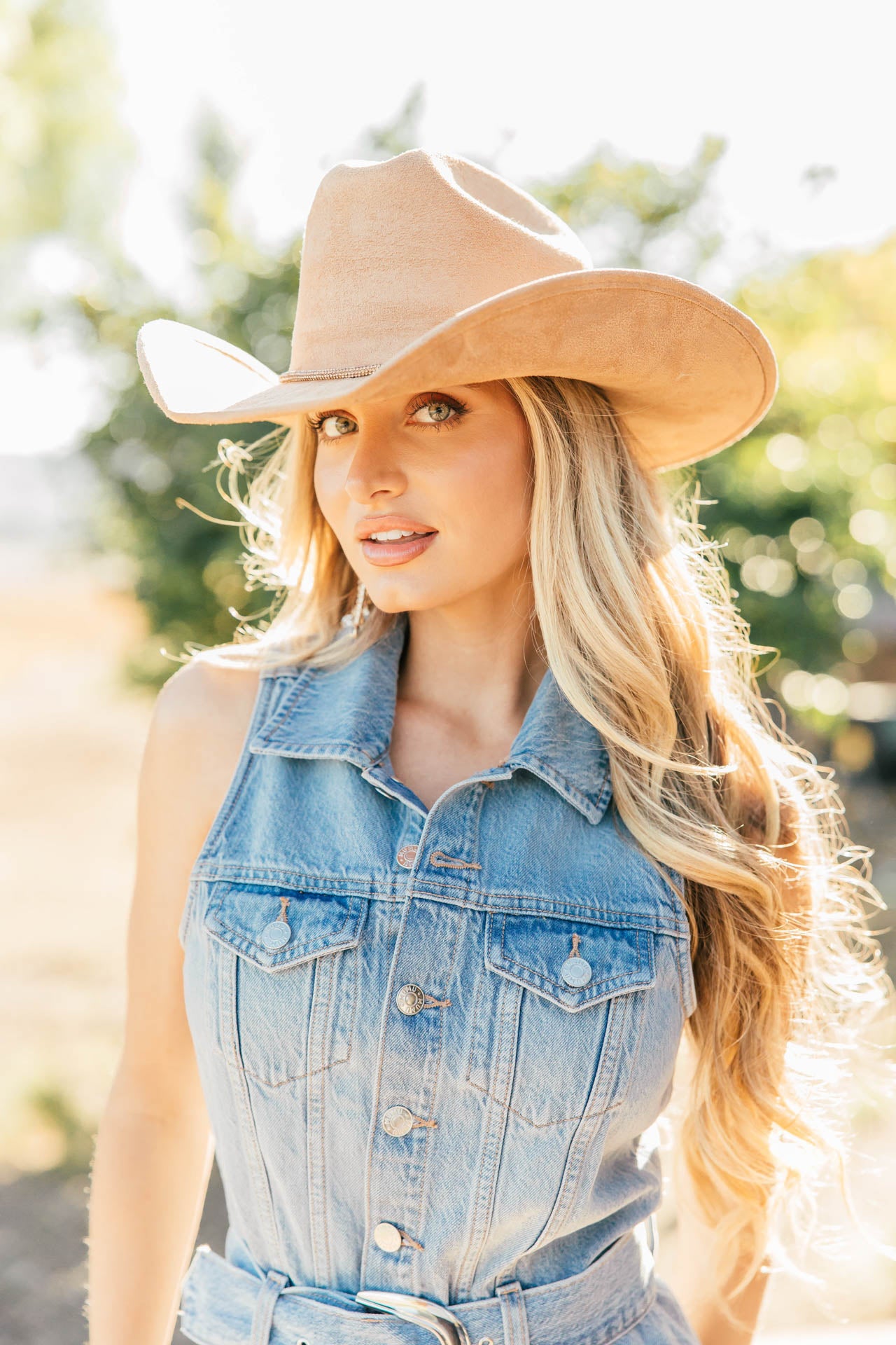 NEW!! The Kenny Faux Suede Cowboy Hat in Camel