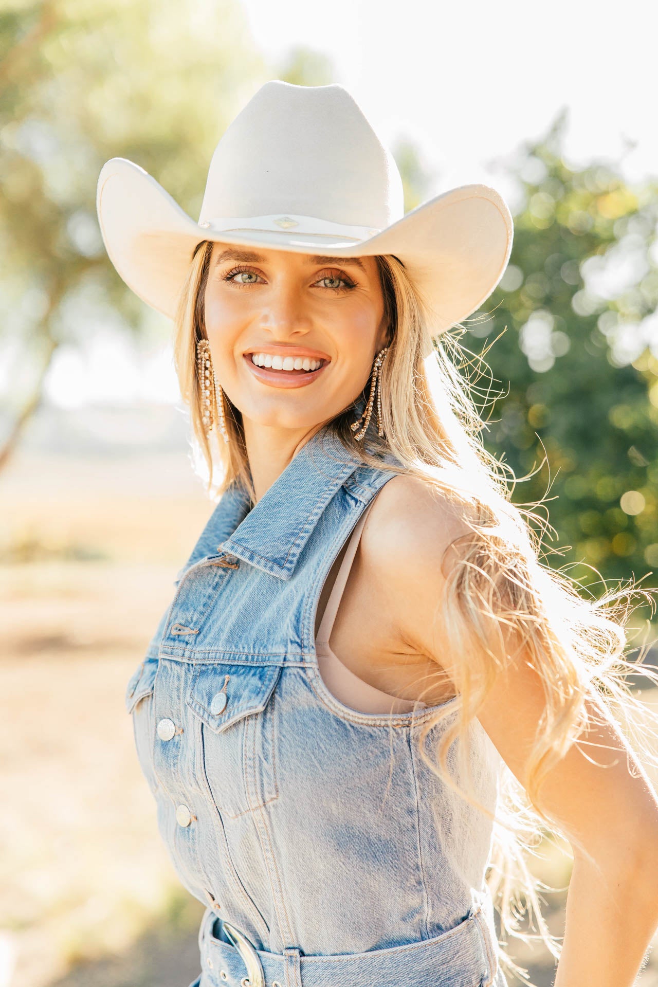 NEW!! The "Dolly" Faux Suede Cowboy Hat in Ivory