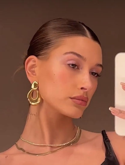 The Newport Earrings in Gold