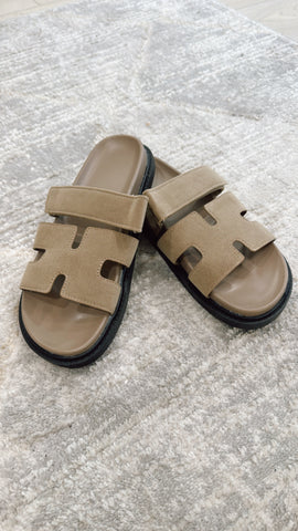 NEW!! The Lowkey Famous Slide in Dark Taupe