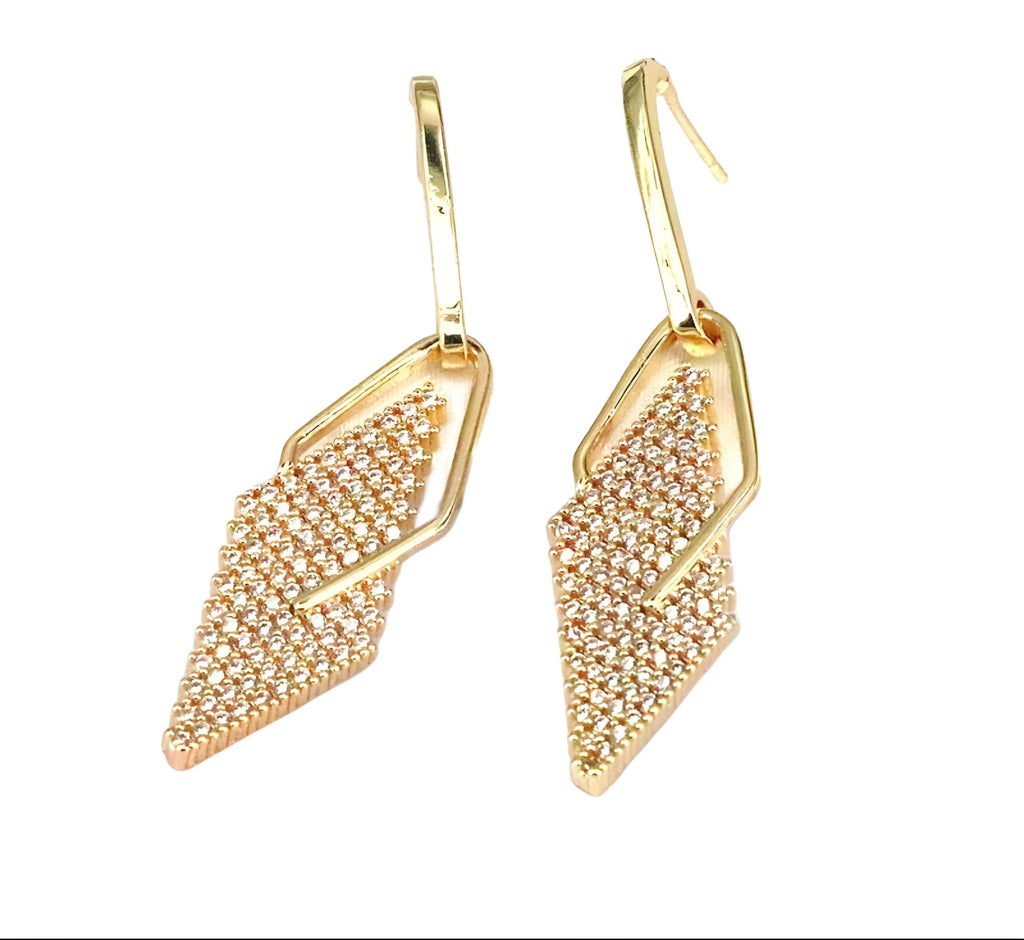 NEW!! 18k Gold Plated Geometric Dangle Earrings
