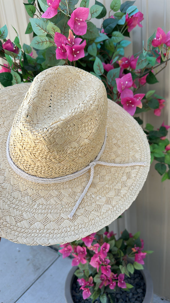 NEW!! "Life's a Breeze" Straw Hat in Light Natural