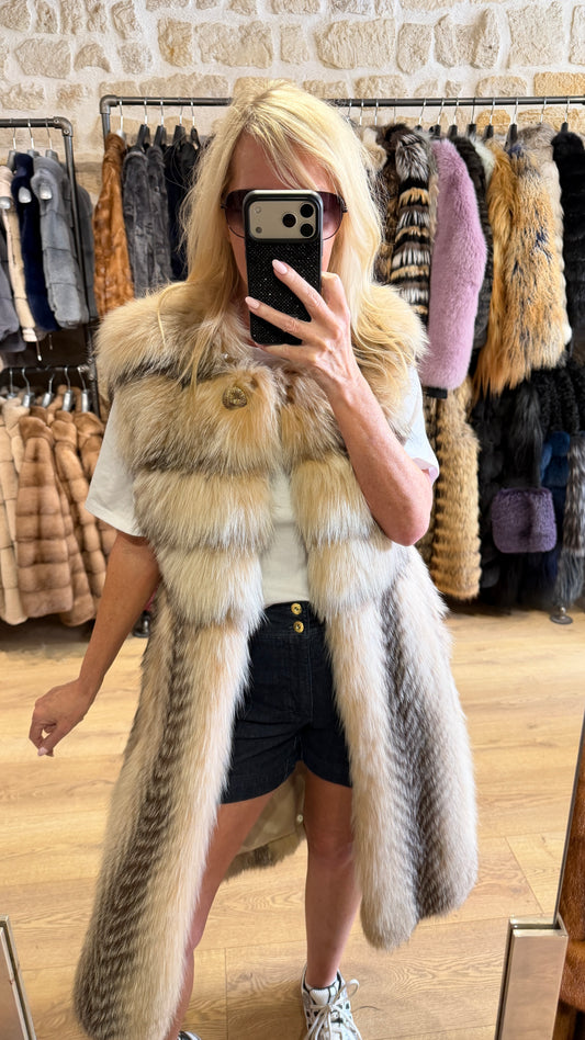 #110 Vintage Feathered Fox Fur Vest Size Small/Large