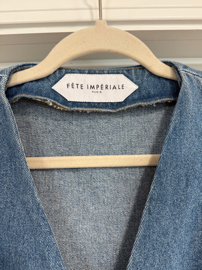 NEW!! Vintage Denim Button Up Top Size Medium