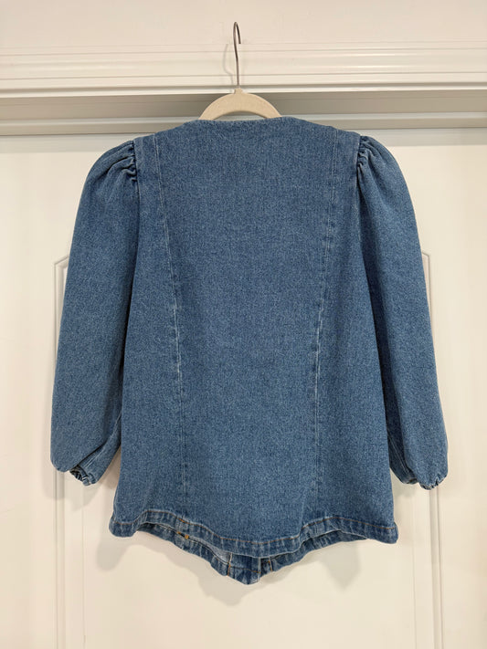 NEW!! Vintage Denim Button Up Top Size Medium