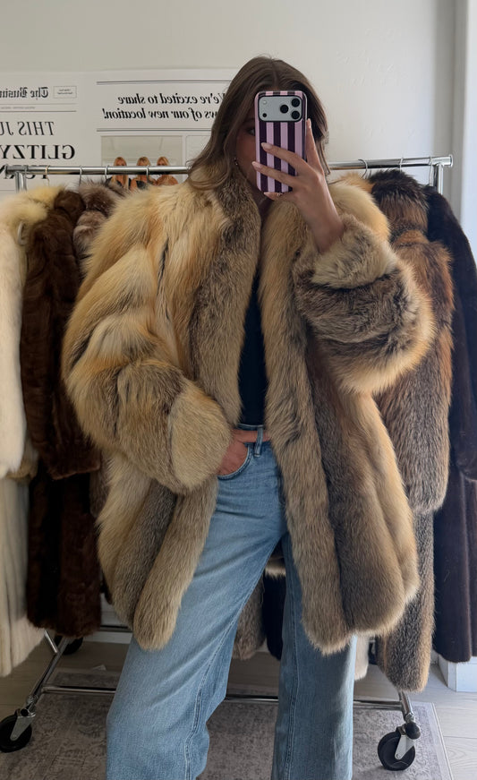 #61 Vintage Golden Island Fox Jacket Size Small