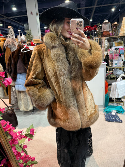 #129 Vintage Sheared Beaver Fur Jacket w/ Fox Collar Size M/L